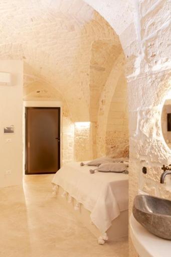 Alesia Luxury Cave Bed & Breakfast Ostuni Luaran gambar