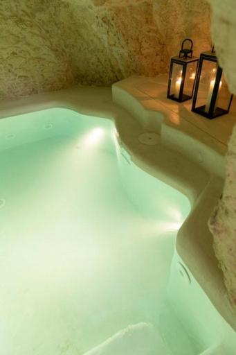 Alesia Luxury Cave Bed & Breakfast Ostuni Luaran gambar